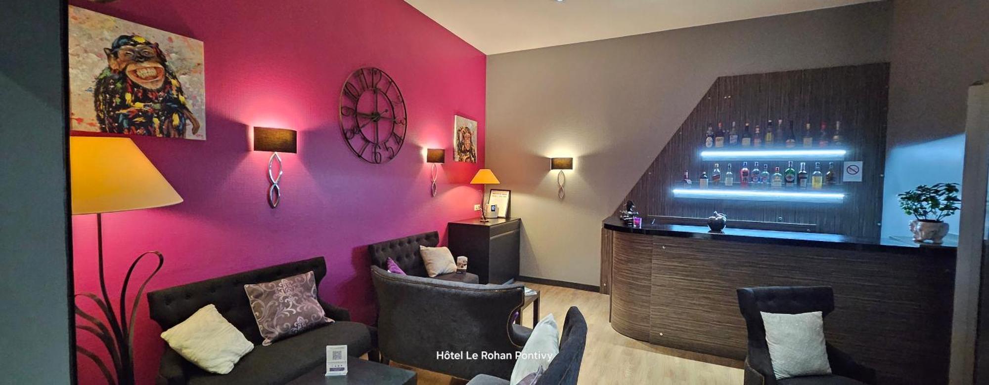 Hotel Le Rohan Pontivy Buitenkant foto