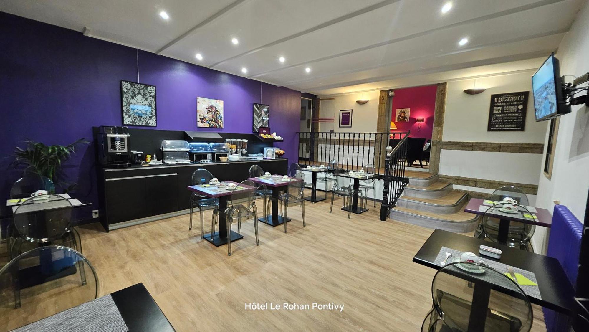 Hotel Le Rohan Pontivy Buitenkant foto