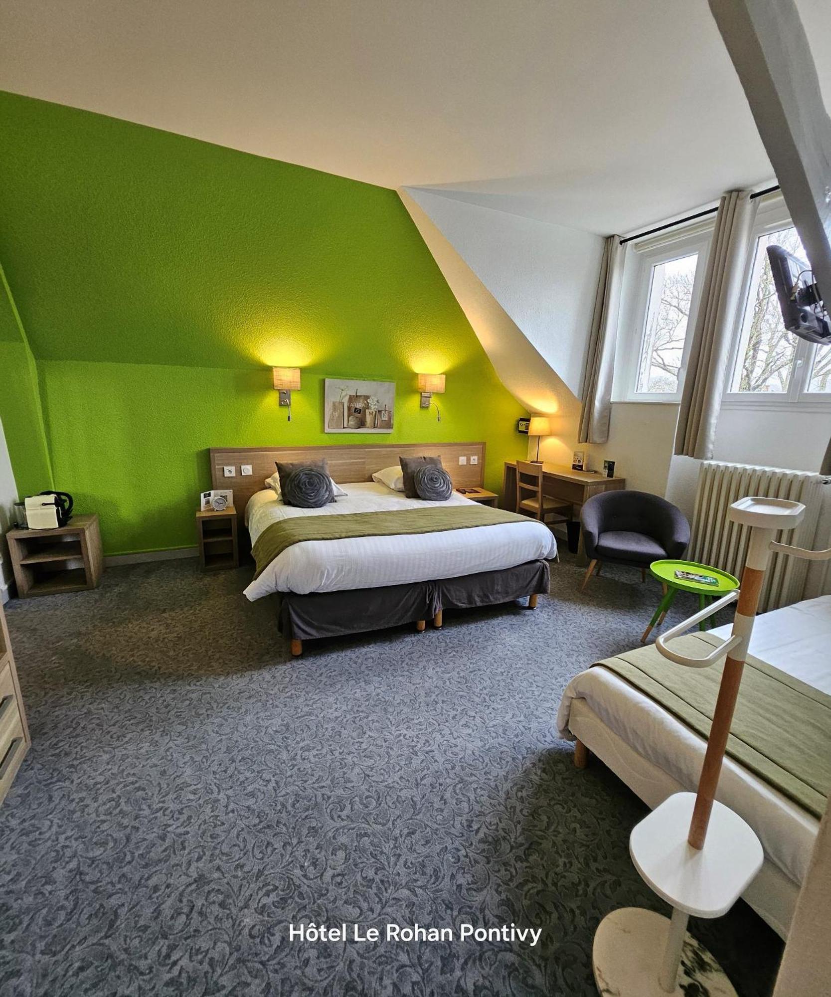 Hotel Le Rohan Pontivy Buitenkant foto