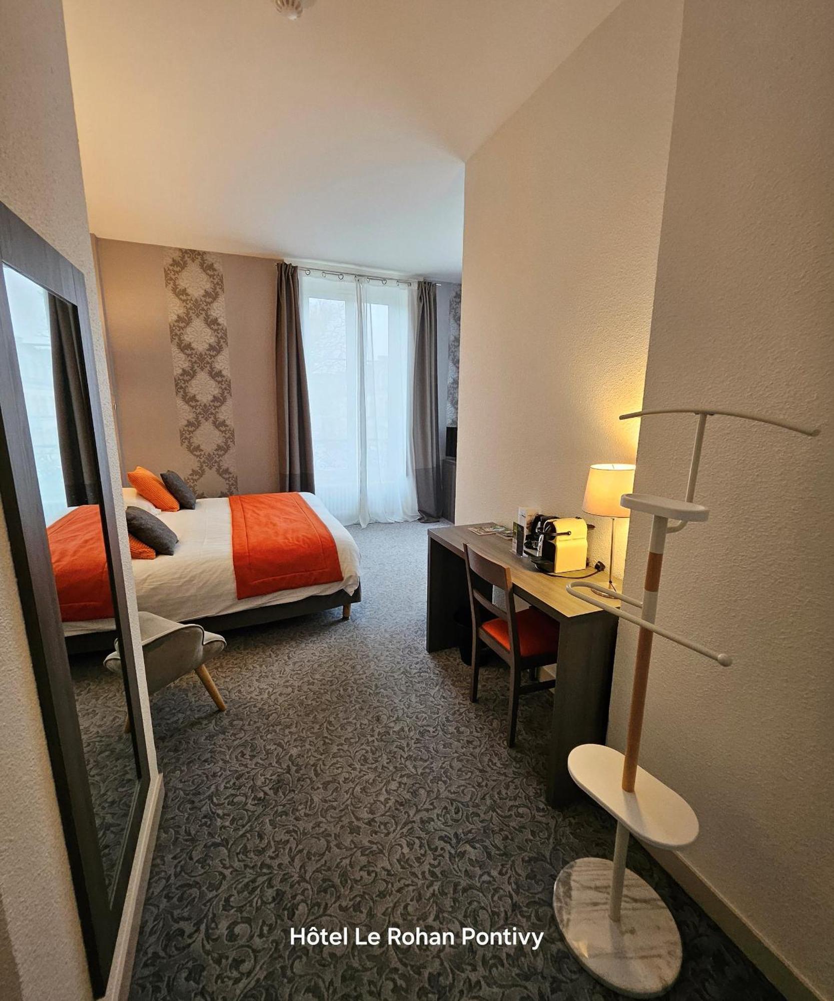 Hotel Le Rohan Pontivy Buitenkant foto